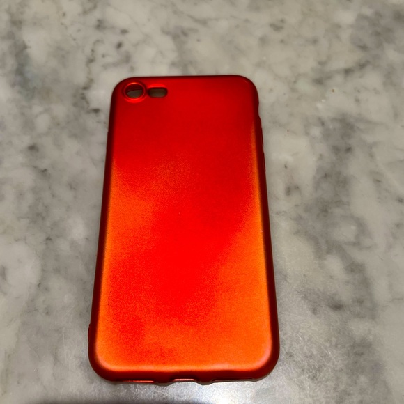 4️⃣for $35/ $10 each, Various iPhone SE phone cases - Picture 15 of 16